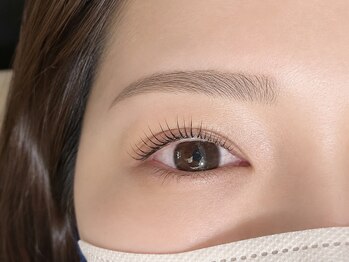 ウノ アッベリーナ(UNO × abbel'lina)の写真/初めての方におすすめ、ナチュラルなのに垢抜けを叶える理想の目元へ◎
