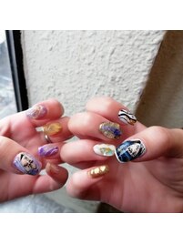 痛ネイル