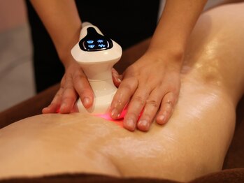 ビューティエン(beauty EN)の写真/「運動・食事・他サロン」それでも変われなかったお客様に。セルライトゼロ2で深部脂肪・巡り・たるみ改善!