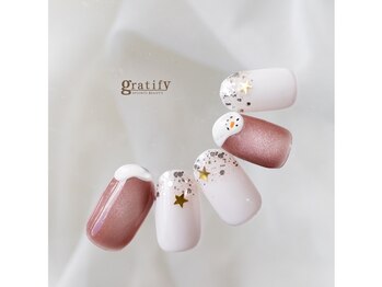 グラティフィー(gratify)/クリスマス×雪だるまネイル