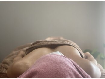 ネイト ワックス(Neit Wax)/右のバストのみ施術！