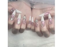 ルビーネイル93(RuByNail93)の雰囲気(チップ長さだしやり放題)