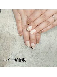 キレイめデザインネイル