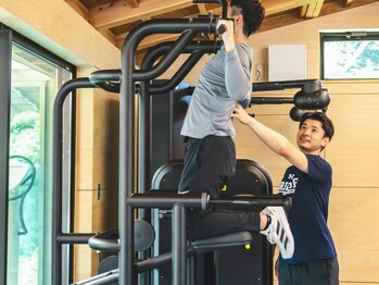 ブリッジネクスト(BRIDGE NEXT)の写真/【理学療法士こだわりの空間設計】五感を刺激する緑に囲まれた非日常空間で心身ともにリフレッシュ◎