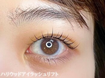 サロンドオリーブ エコールマミ店(Salon de Olive)/ハリウッドアイラッシュリフト