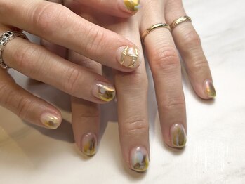 スパイス ネイルズ アンド スパ 玉川高島屋SC店(SPICE NAILS&SPA)/持ち込みオーダー/ボリュームM