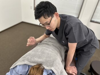 シームル/猫背矯正/姿勢改善/ボディケア