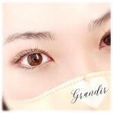 グランディール(Grandir)