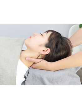 首・肩のつらさを改善したい