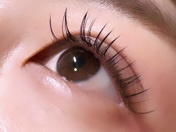 ムーン(moon)の写真/SNSで話題！＜＆healthy（アンドヘルシー）＞ナチュラル自然にぱっちりな目元へ♪是非お試しください。