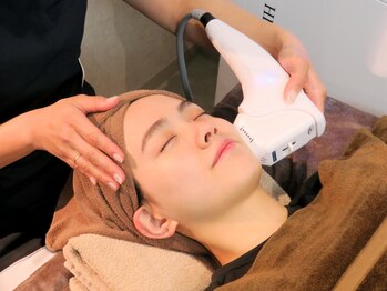 オタク(OTAKU)の写真/札幌大通/つるっと潤い美肌へ☆都度払いあり◎お得に脱毛!産毛ケアで化粧ノリの違いを体感・・・!