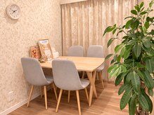 ティーダオキナワ 沖縄(THIDA OKINAWA)の雰囲気（カウンセリングルーム♪）