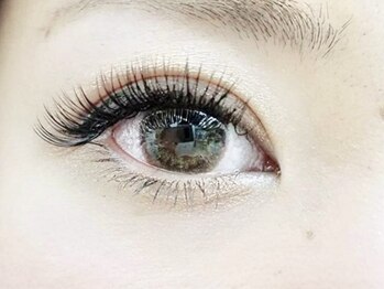 アイラッシュサロン シエル(Ciel)の写真/洗練された目元、続く美しさ。大人女性に選ばれるプライベートサロンで、ワンランク上のボリュームを◎