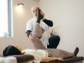ひまわり接骨院の写真/【国家資格25年・のべ５万人】院長が検査から施術まで担当
