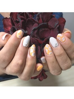 ヒトミネイルズ(Hitomi Nails)/