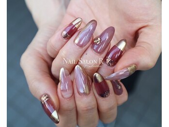 ネイルサロン R/スタイリングコース