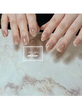 エリー(ellie)/シアーベージュネイル