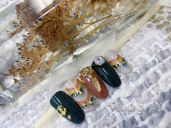 フローラネイルサロン/