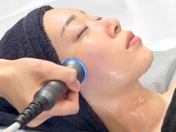 ハーブピーリング×韓国肌管理【&me福岡天神店】ピーリング/ララピール毛穴ニキビケアの写真/ララピールや小顔施術を渡韓するよりリーズナブルに◎【韓国ピーリング/ニキビケア/小顔/毛穴】