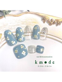 くすみブルーネイル