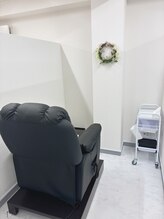 ロレインブロウ 春日部店/施術室