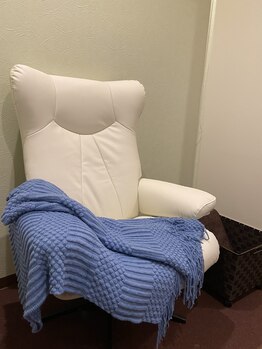 ソワカ(SOWAKA)/ソファにてカウンセリング