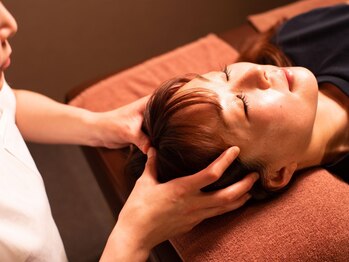 もみ処 癒し屋 宇部店の写真/こだわりの手技で頭皮の血流を促し、ストレスで乱れがちな自律神経を整える◎日々の頑張りにご褒美を♪