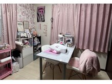 自宅の一室でネイル施術いたします