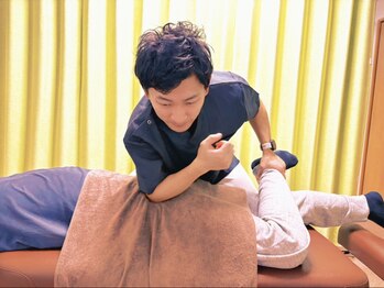 ヒカリカイロプラクティック 恵比寿院/【施術風景】ほぐし 2