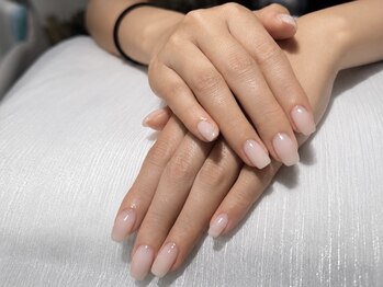 グローネイルズ(Glow Nails)の写真/300色以上のカラーから、貴方にぴったりのシンプルネイルをセレクト☆持ち込み可◎男性の方も大歓迎です★