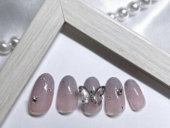 ファネル 京橋(FANELU)/蝶々/Vカット/グラデーション