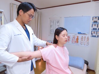 ホジュン鍼灸整体院の写真/姿勢が変わると、見える世界も変わる。歪み改善で、心も体もリセット！毎日がもっとラクになる◎