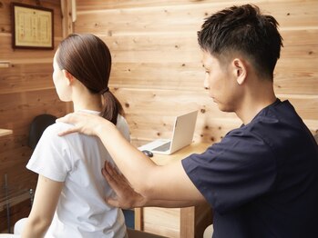 整体院 樹(ITSUKI)の写真/【頭痛・眼精疲労・首肩コリは当院へ】お悩みを根源から探り、不調改善へと導きます！お悩みご相談ください