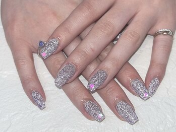 バズネイル(VAZ NAIL)/