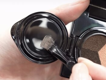 ハリウッドブロウリフト ワクシー 青山店(HOLLYWOOD BROW LIFT WAXYYY.)/単色でも仕上がる絶妙カラー設計