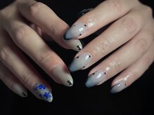 ジ オクト(Theoct.)/ガラスの様なシンプルデザイン