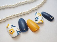 ネイルサロン ブランシュール(Nail Salon Blancheur)/手描きフラワーネイル