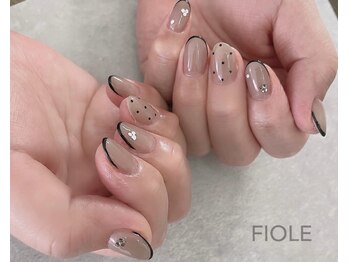 フィオル(FIOLE)/マンスリーデザイン♪