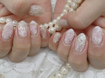 ハニービービー(Honey Bee Bee)/きれいめピンクニュアンスネイル