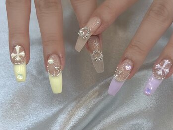 バイカラーフレンチネイル