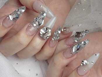 サリィネイル(Sarie Nail)の写真/〈オフ無料〉10本つけ放題¥8800!どんなデザインでも対応可能♪3D立体パーツも豊富に取り揃えております★