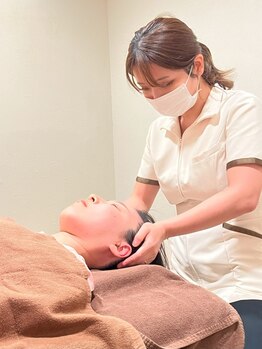 サルース(Salus)の写真/《圧倒的小顔効果》小顔になりたいあなたに!人気No.1美容鍼+小顔矯正¥9,900で理想のフェイスラインに♪