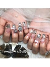 エスフィーネイルサロン ブリーユ(Esfy nailsalon Brille)/マグネットフレンチネイル
