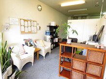 骨格調整所 骨丸/お店の入り口から