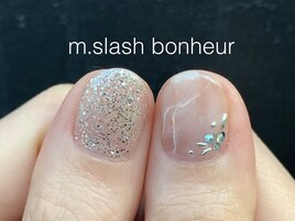 ラメ×天然石ネイル