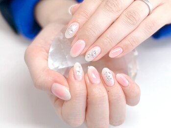 ラーシューシュ(la-chou-chou)/華やかネイルコース ¥7500