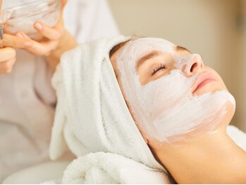 プラシア 広島駅(Purasia.)の写真/【広島駅スグで通いやすい♪】広島では珍しいフェイシャルメニューを多数ご用意★プライベート空間完備◎