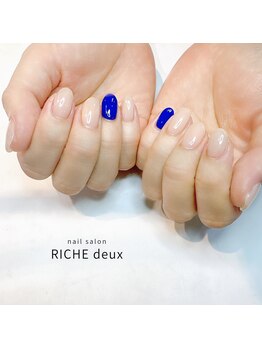 リッシュ ドゥ(RICHE deux)/ワンポイントブルーのワンカラー