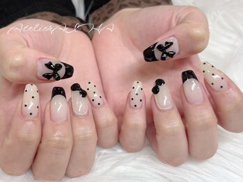 黒フレンチ×リボン／ドット