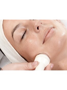 ホウレイ線・たるみ改善！予防ケア